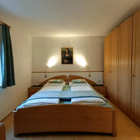 Gosthof Kastelruth Apartment Exterior photo